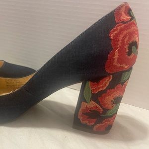 Jessica Simpson Heel